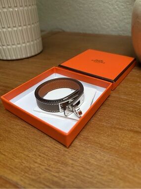 Hermès Double Tour Kelly Bracelet in Brown with Silver Hardware